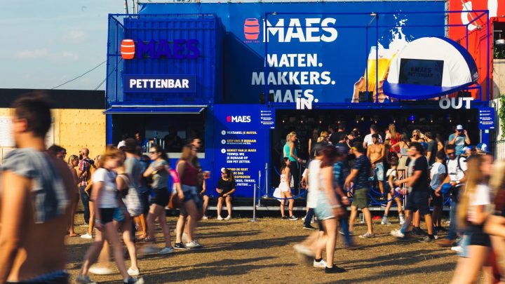 Fast Forward Evenementenbureau Gent Maes Bier Brand Activation Festivalstandmaes Pettenbar Festivals 2018 24