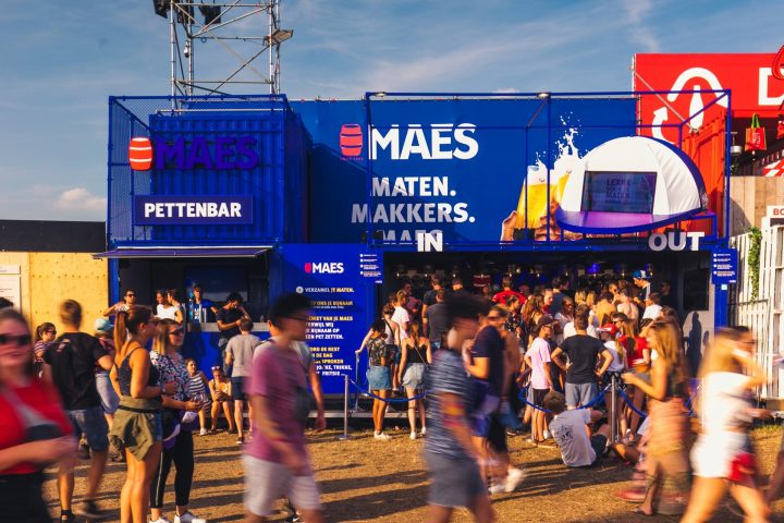 Fast Forward Evenementenbureau Gent Maes Bier Brand Activation Festivalstandmaes Pettenbar Festivals 2018 25